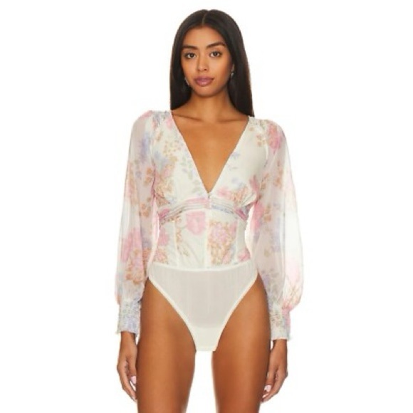 Free‎ People x Revolve Wanderlust Bodysuit in Ivory NEW Medium - Picture 2 of 16